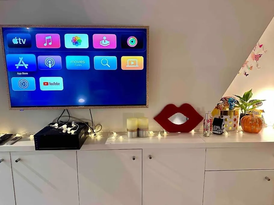 Apartamento Modern Designed Apartment@ Beaubourg